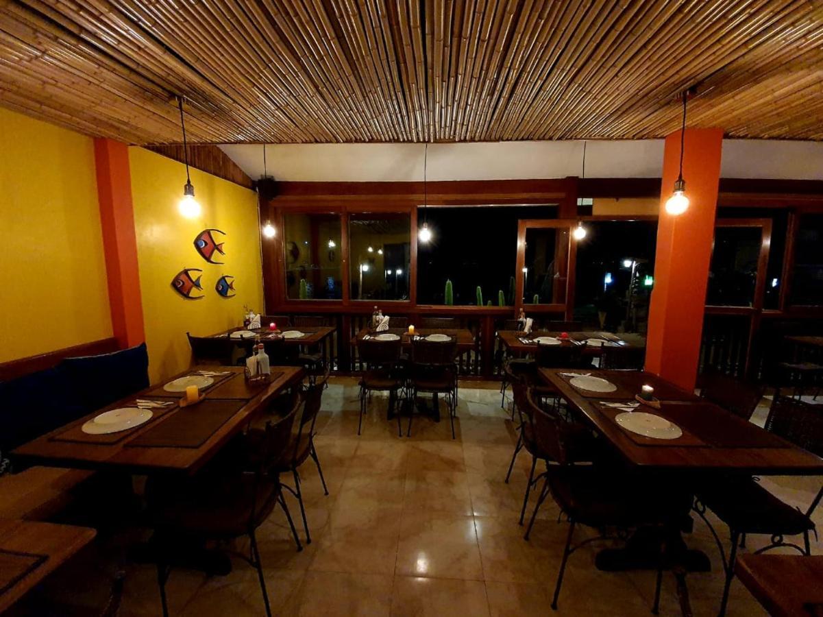 Pousada E Restaurante O Pescador Abraão Exteriér fotografie